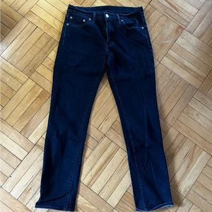 Levi’s dark wash